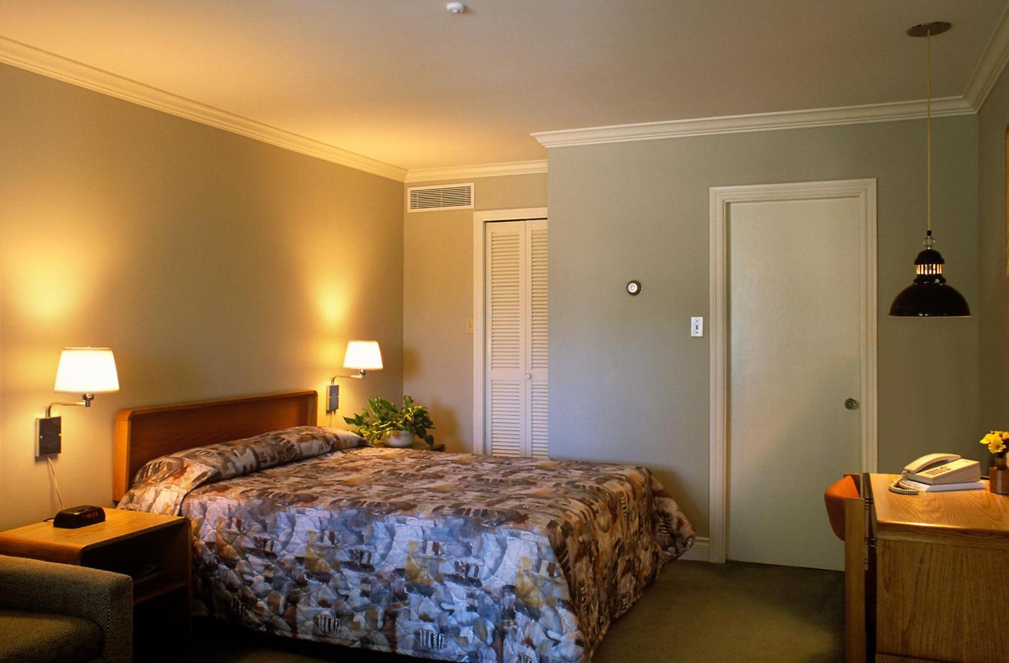 Auberge De La Baie Caraquet Extérieur photo